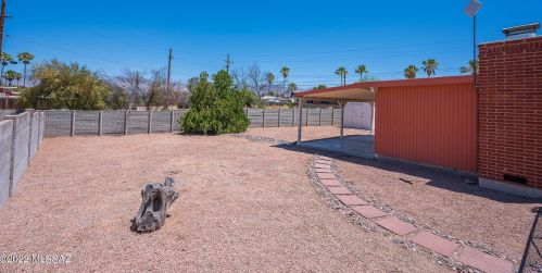 8105 Beverly St, Tucson AZ 85710-5929 exterior