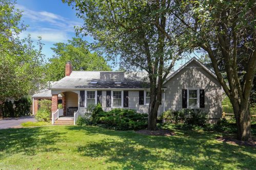 84 Battin Rd, Red Bank NJ  07704 exterior