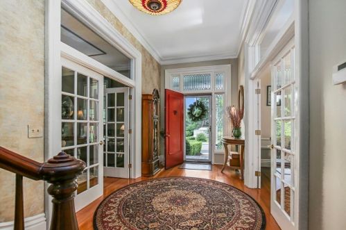 264 Highland St, Worcester MA 01602-2112 exterior