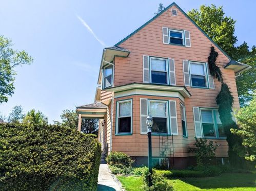 62 Columbia Ave, Providence, RI 02905-3800