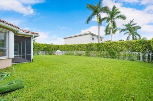 21823 Palm Grass Dr, Boca Raton FL 33428-4786 exterior