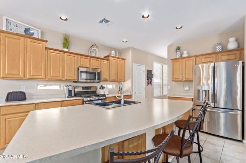 1405 Morelos St, Chandler AZ 85226-4428 exterior