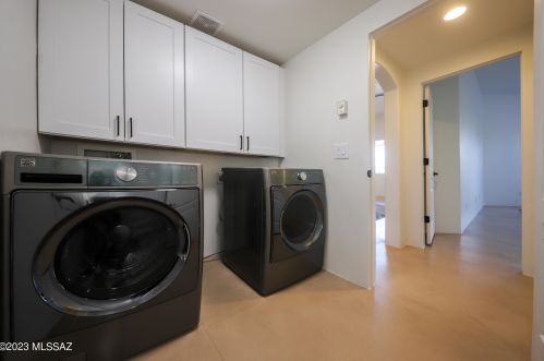 6561 Shadow Bluff Dr, Tucson AZ  85704-6950 exterior