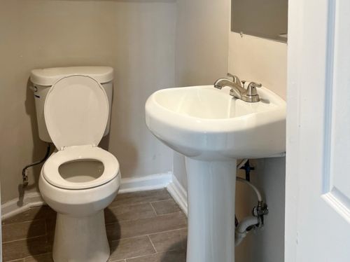 906 71st St, Chicago IL  60621-1720 exterior