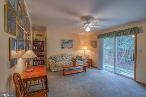 32888 Holly Pne Dr, Lewes DE 19958-4446 exterior