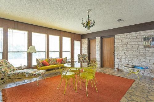 304 Blue Rdg Trl, Austin TX 78746-4538 exterior