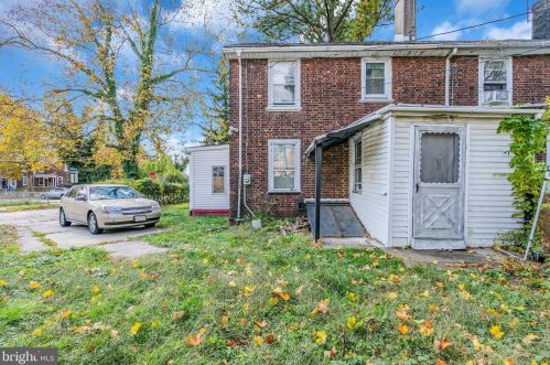 1003 Ironside Rd, Camden NJ 08104-2844 exterior