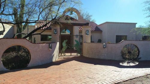 9909 La Cholla Blvd, Tucson, AZ 85742-8887