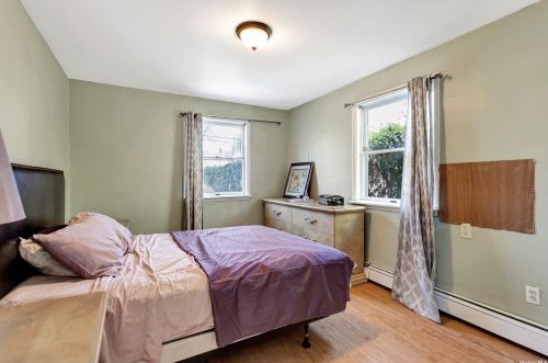 5 Caldwell St, Huntington Station NY 11746-1804 exterior