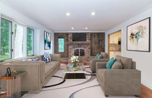 51 Elmwood Dr, Livingston NJ  07039-2231 exterior