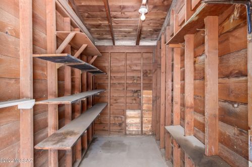 1575 Grant Rd, Tucson AZ  85719-3313 exterior