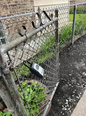 6630 Washtenaw Ave, Chicago IL  60629-1718 exterior