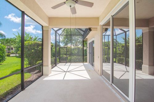 10317 Crosby Pl, Fort Pierce FL  34986-3055 exterior