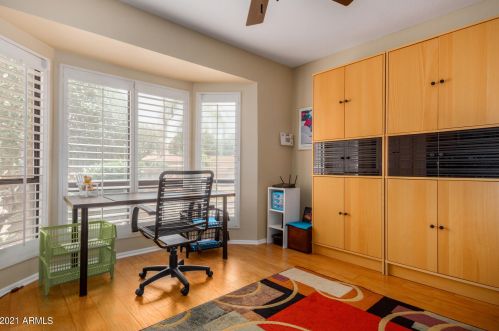 10842 9th Pl, Phoenix AZ 85022-3134 exterior