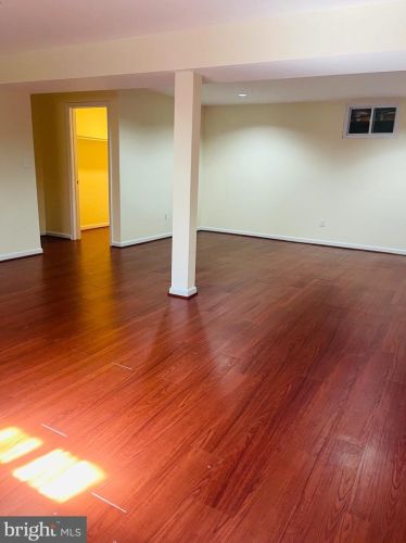 438 Northwest Dr, Silver Spring MD 20901-1435 exterior