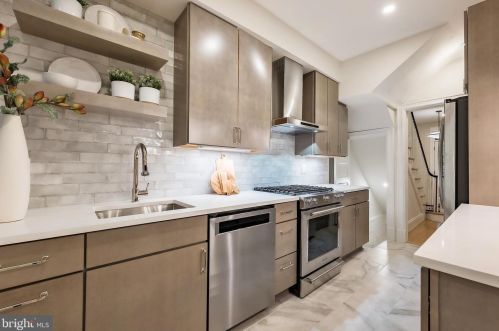 3116 Rodman St, Washington DC 20008-3117 exterior