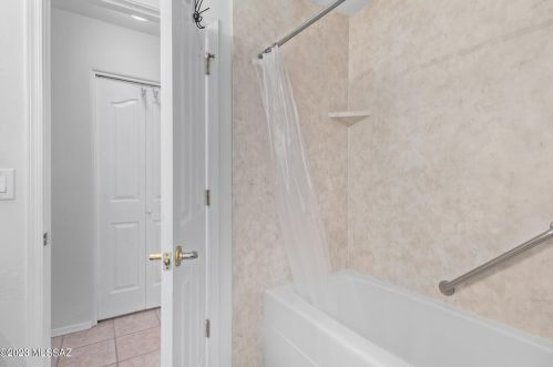 9593 Paseo Juan Tabo, Tucson AZ  85747-5007 exterior