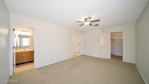 2052 Santa Carla Dr, Green Valley AZ 85614-1409 exterior