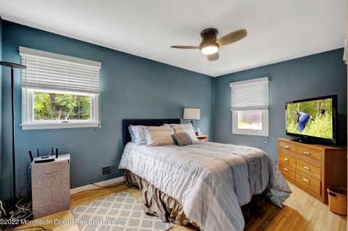 21 Georgian Bay Dr, Morganville NJ exterior