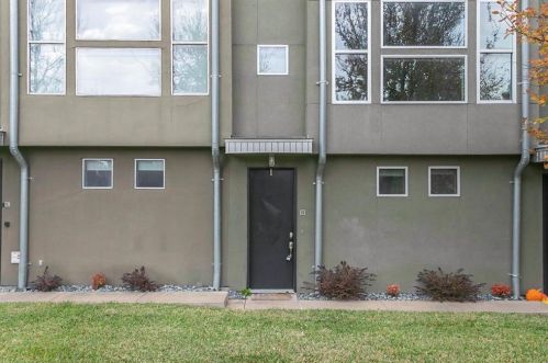 2111 Clark St, Dallas TX  75204-2701 exterior