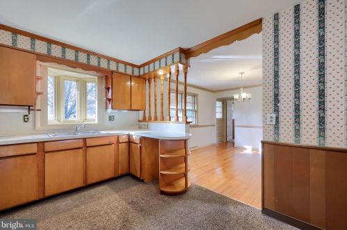 34 Corry Ave, Lancaster PA 17601-3933 exterior