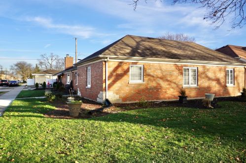 1945 74 Ct, Chicago IL 60707-3110 exterior