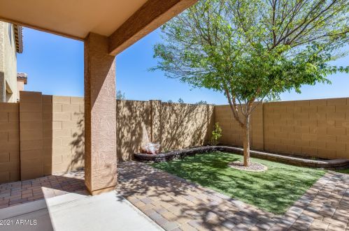 4831 4 Ave, Phoenix AZ 85041-5745 exterior