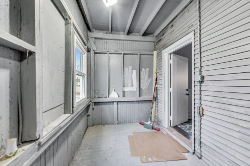 245 13 Ave, Broadview IL 60153-1407 exterior