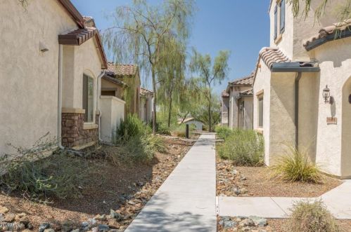 29346 22nd Ave, Phoenix AZ  85085-2740 exterior