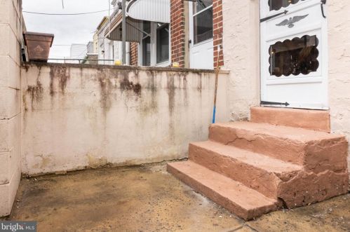 2433 Camac St, Philadelphia PA 19148-3510 exterior