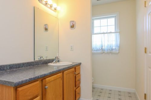 63 Alice Dr, Concord NH 03303-2034 exterior