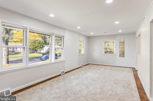 801 Pasadena Dr, Somerdale NJ  08083-1901 exterior