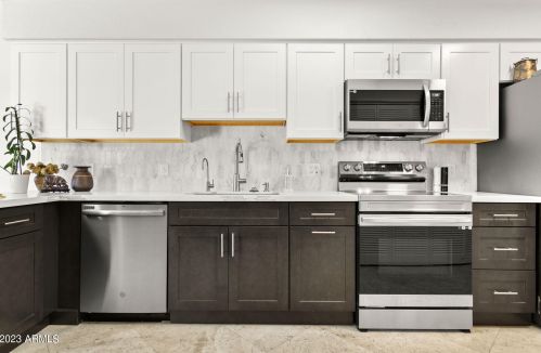 4312 28th Way, Phoenix AZ  85016-5811 exterior