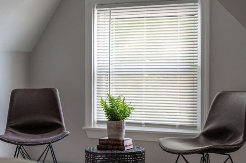 4 Mckinley Rd, Worcester MA  01605-2112 exterior