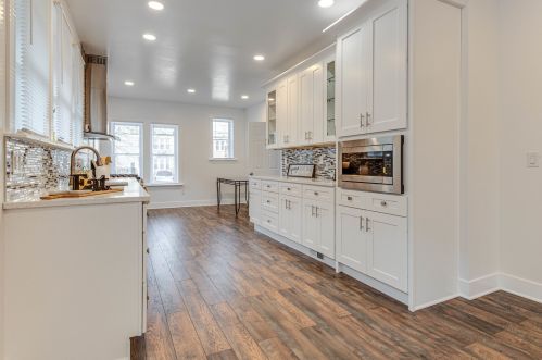 5228 Green St, Chicago IL  60609-6132 exterior