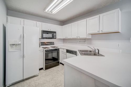 2507 Albion Farm Way, Duluth GA 30097-7623 exterior