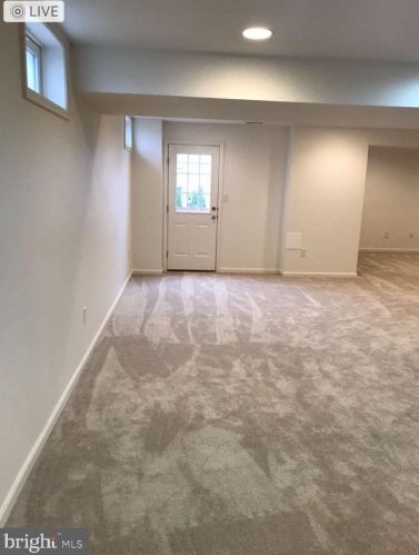 19 Nace Dr, Hanover PA 17331-9411 exterior