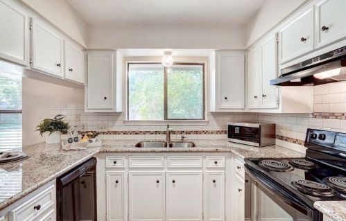 3410 Buffalo Spg Trl, Georgetown TX 78628-2850 exterior