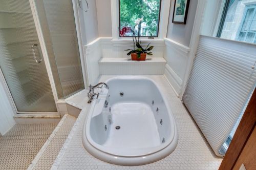 746 Gorham St, Madison WI 53703-1521 exterior