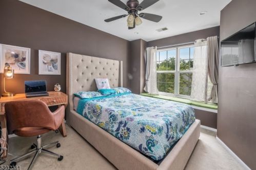 903 Evergreen Ct, Whippany NJ exterior