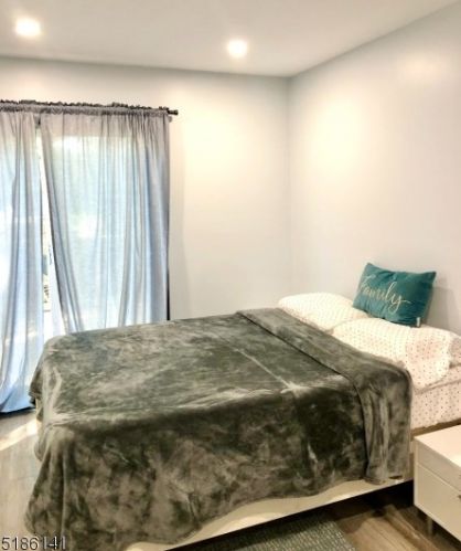 5 Bucknell Trl, Hopatcong NJ  07843-1760 exterior