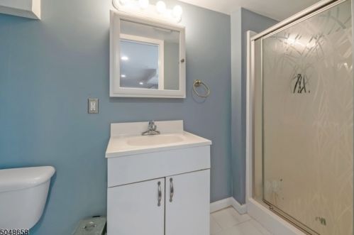 32 Conklin Ave, Morristown NJ 07960-3704 exterior