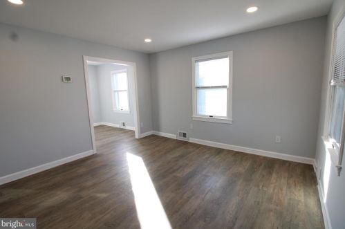 2727 Fairhaven Ave, Alexandria VA  22303-2206 exterior