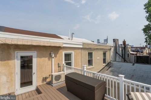 756 24 St, Philadelphia PA 19130-1953 exterior