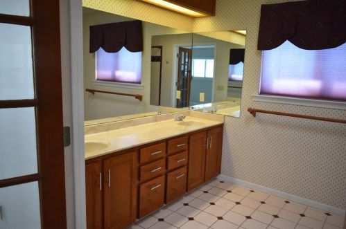 5708 Beacon Dr, Austin TX 78734-1417 exterior