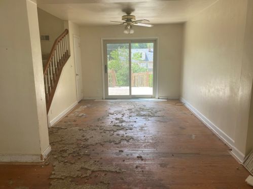 10923 Marion St, Milwaukee WI 53222-1126 exterior