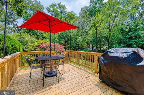 8205 Roanoke Ave, Silver Spring MD 20912-6208 exterior