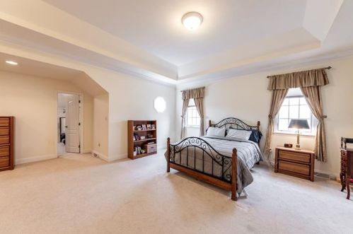 48 Mallard Dr, Pittsburgh PA 15238-1131 exterior