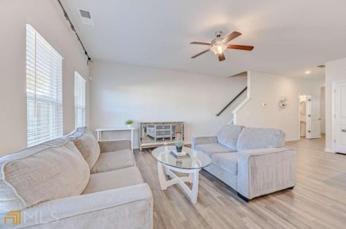 4933 Lower Elm St, Atlanta GA 30349-1677 exterior