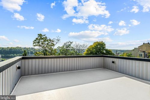 4315 Boone St, Philadelphia PA 19128-5003 exterior